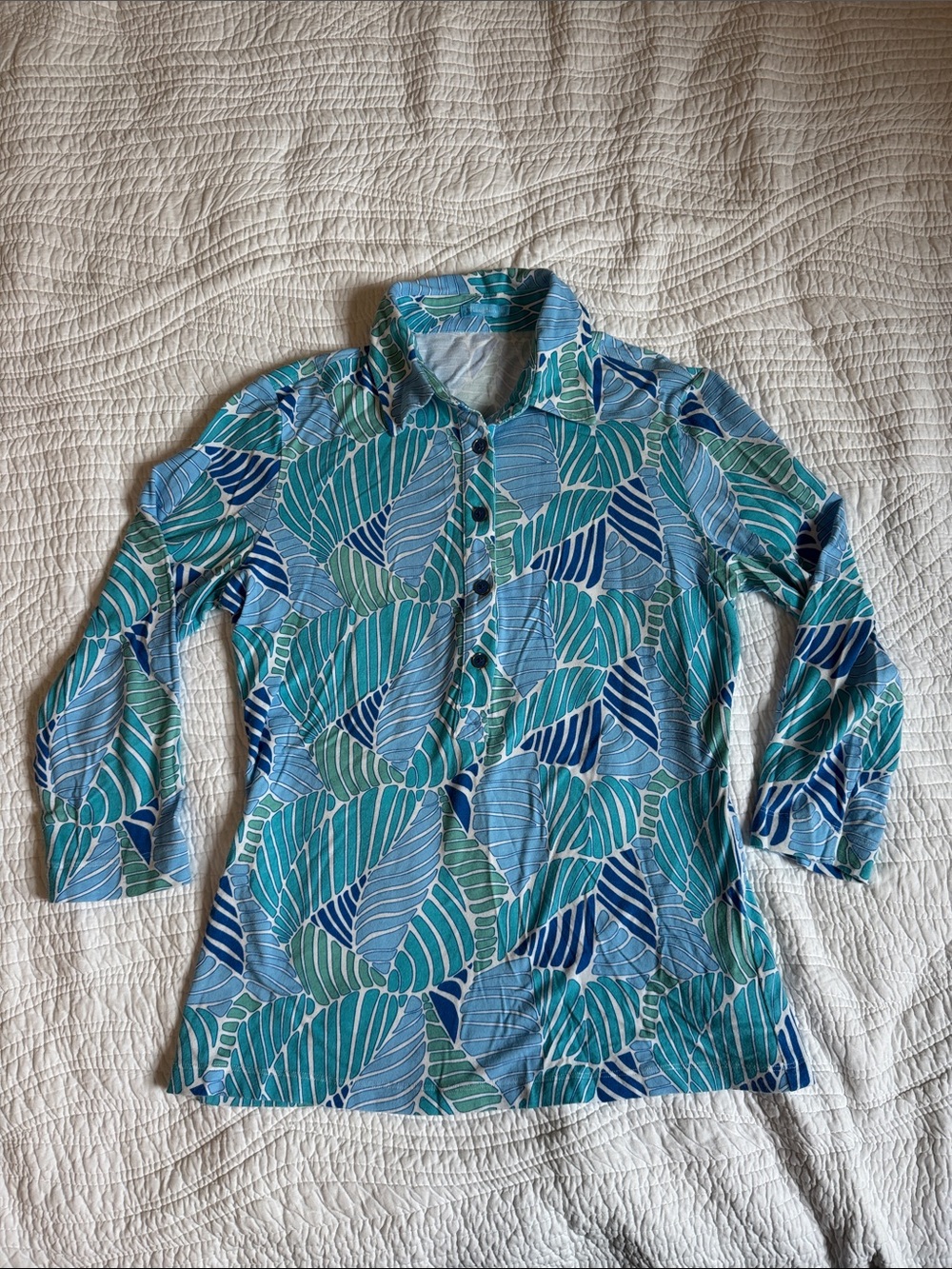 Blue & Teal Leaf-Print Button-Front Shirt